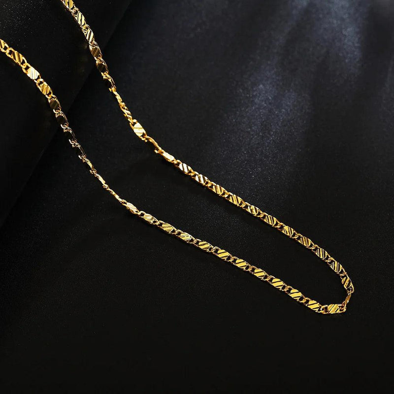 correte de 18k ouro com design de marca de luxo, feita com materiais nobres - My Store